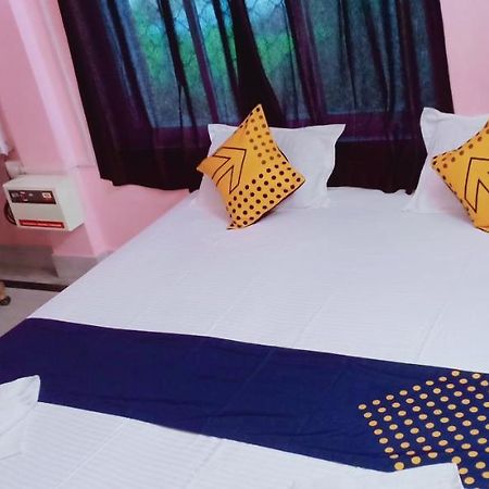 بوري Hotel Gunjan المظهر الخارجي الصورة