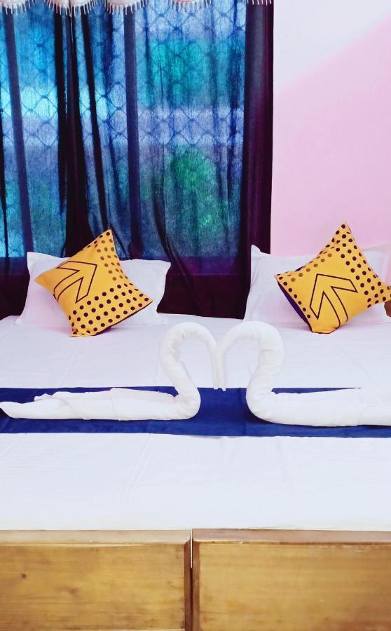 بوري Hotel Gunjan المظهر الخارجي الصورة